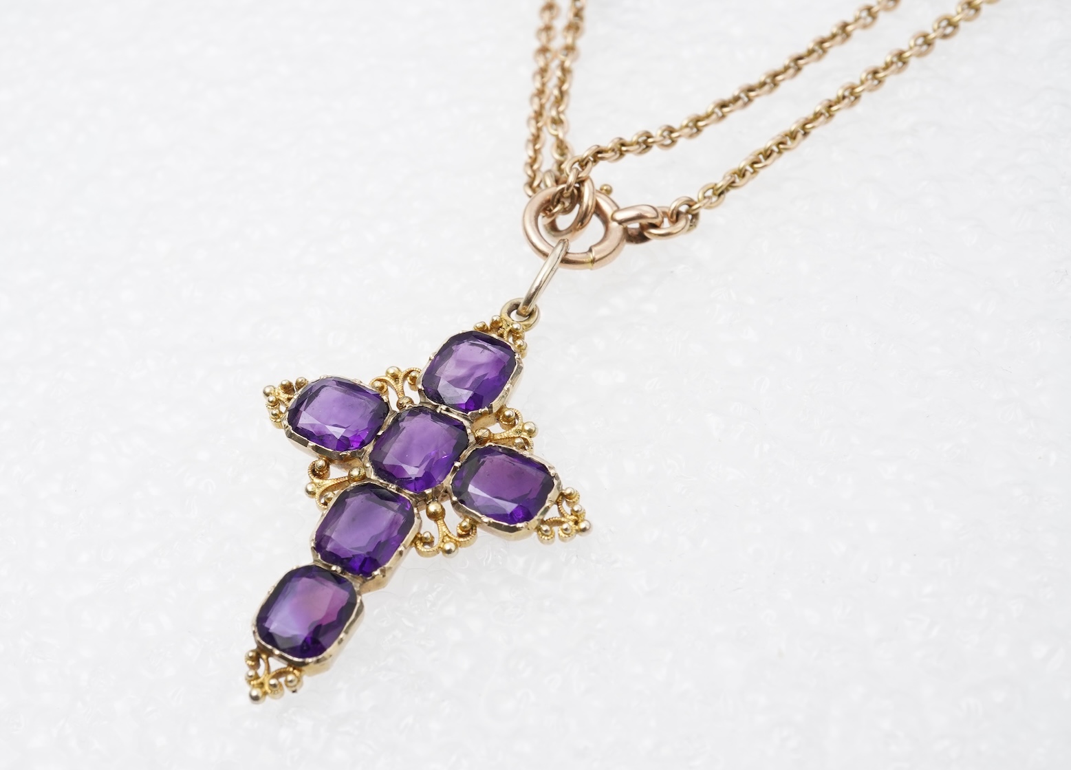 A gold and amethyst pendant, 19th century/early 20th century